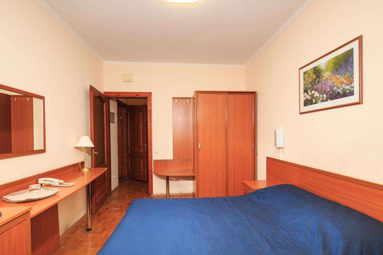 Hotel Zhayvir Kyjev Exteriér fotografie
